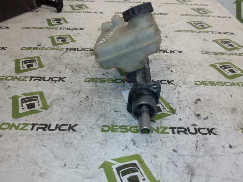 Recambio de bombin freno para mercedes trucks sprinter 410 d referencia OEM IAM A0004316501 21025999 
