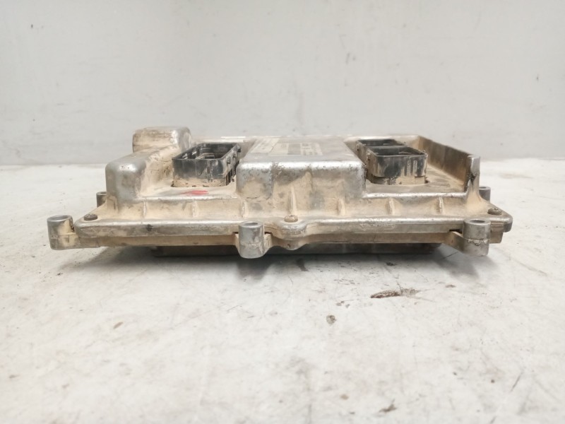 Recambio de centralita motor edc para iveco eurocargo 05.03  5.9 diesel referencia OEM IAM 504122542  0281020048