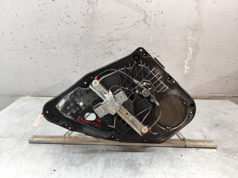 Recambio de elevalunas trasero derecho para ford fiesta vi (cb1, ccn) 1.25 referencia OEM IAM 8A61A045H22AG  
