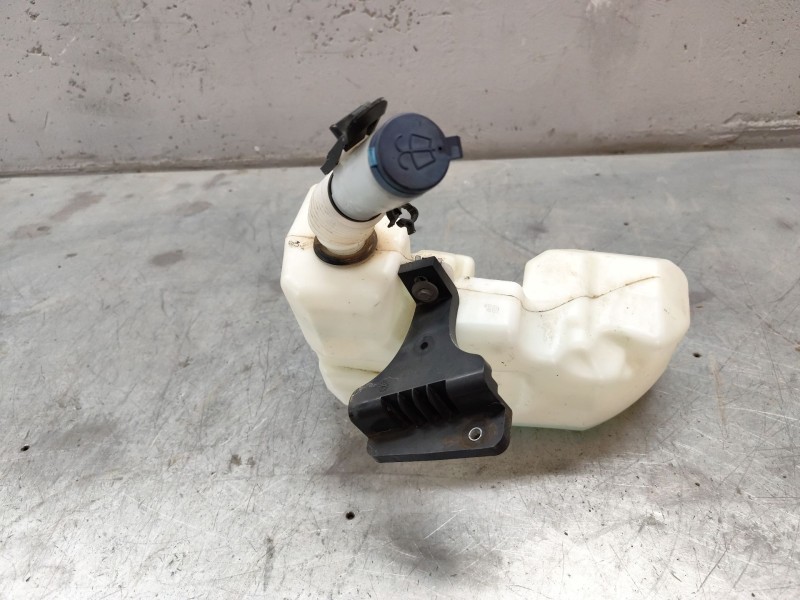 Recambio de deposito limpia para peugeot boxer furgoneta 2.0 bluehdi 130 referencia OEM IAM   