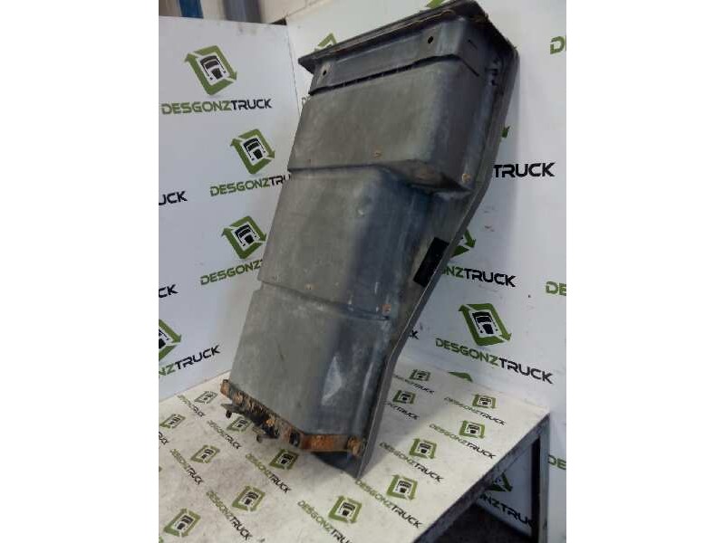 Recambio de peldaño derecho para renault trucks magnum ae 430.18 (430cv) referencia OEM IAM   