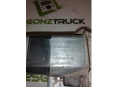 Recambio de elevalunas delantero derecho para renault trucks magnum e.tech 480.18 (472-480cv) referencia OEM IAM 5010353075 0130 2