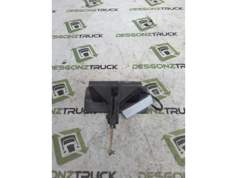 Recambio de maneta exterior delantera izquierda para renault trucks magnum ae 430.18t (430cv) referencia OEM IAM   