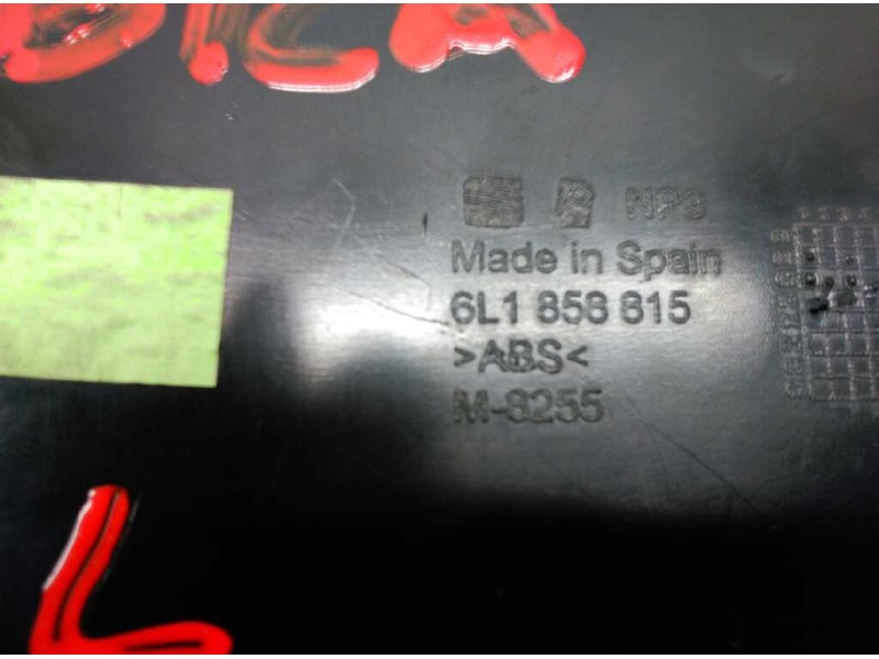 Recambio de guarnecidos consola de mandos para seat ibiza (6l1) fresh referencia OEM IAM 6L1858815  
