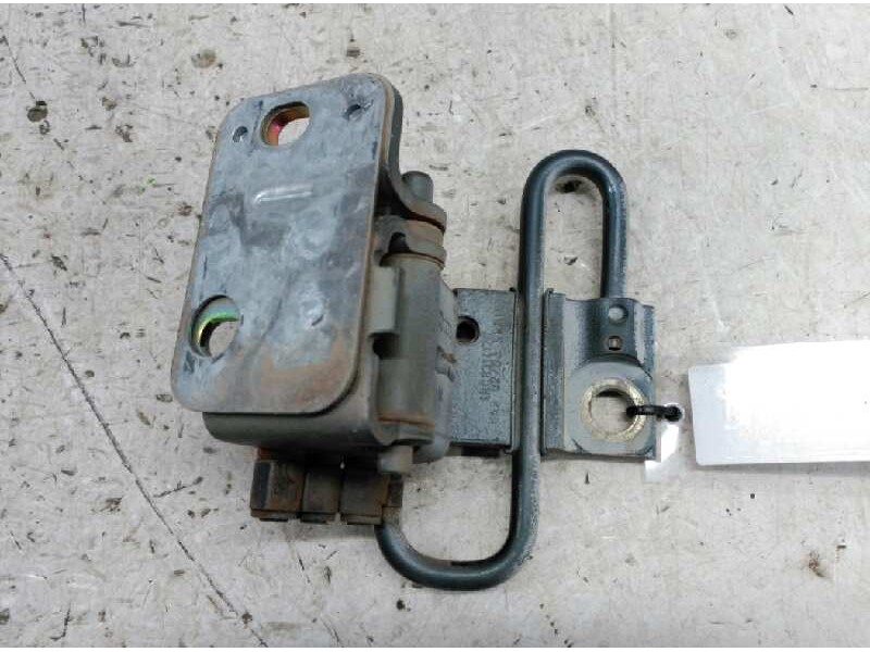 Recambio de bisagra delant derecha para volkswagen golf iv berlina (1j1) 25 aniversario referencia OEM IAM 4B0831412B  