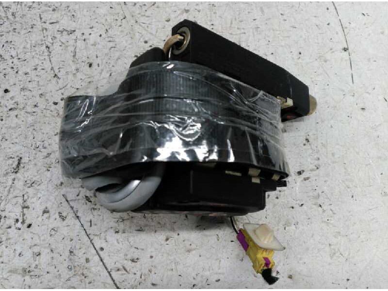 Recambio de cinturon seguridad delantero derecho para volkswagen golf iv berlina (1j1) advance referencia OEM IAM 33014051  