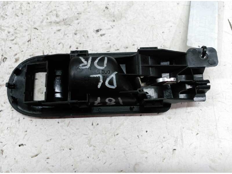 Recambio de maneta interior delantera derecha para volkswagen golf iv berlina (1j1) advance referencia OEM IAM 3B1837114TFKZ  