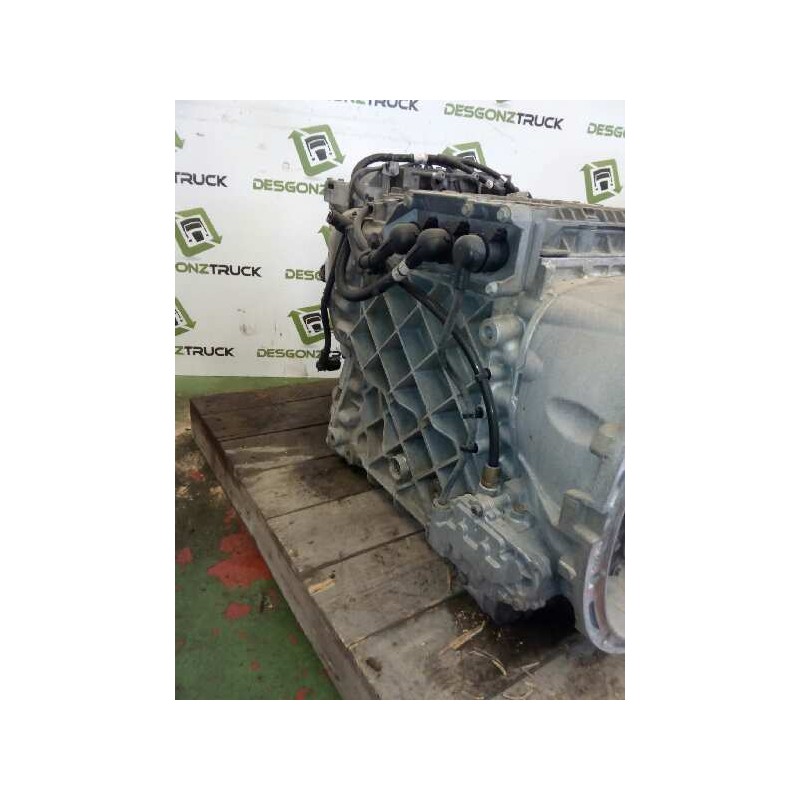 Recambio de caja cambios para volvo fh 12 2002  12.1 diesel (d12d500) referencia OEM IAM AT2612D SP31905771 1100024715
