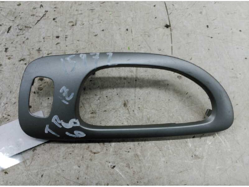 Recambio de guarnecidos varios para peugeot 307 (s1) xs referencia OEM IAM 9634774777 TRASERO IZQUIERDO 