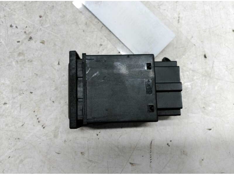 Recambio de boton antivaho para skoda octavia berlina (1u2) 1.9 tdi glx referencia OEM IAM   