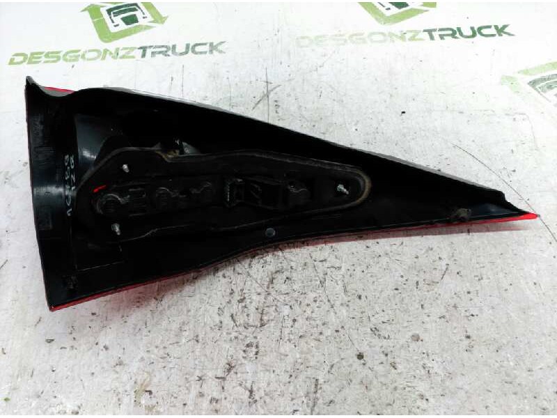 Recambio de piloto trasero izquierdo para renault megane ii familiar 1.9 dci diesel referencia OEM IAM   