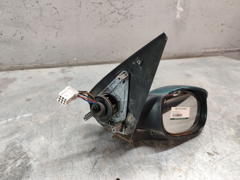 Recambio de retrovisor derecho para peugeot 206 berlina xt referencia OEM IAM  ELECTRICO 7 CABLES