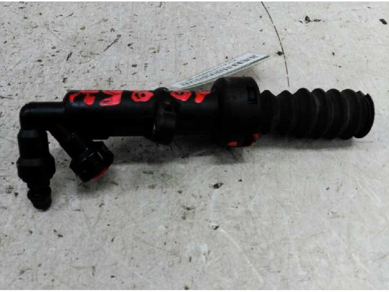 Recambio de bomba embrague para peugeot 407 st sport referencia OEM IAM   
