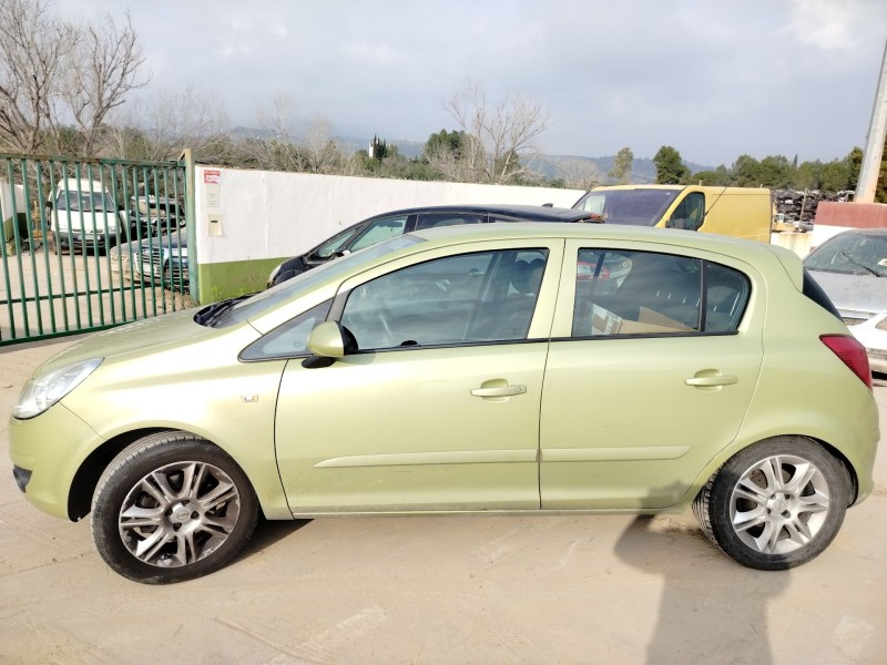 opel corsa d (s07) del año 2007