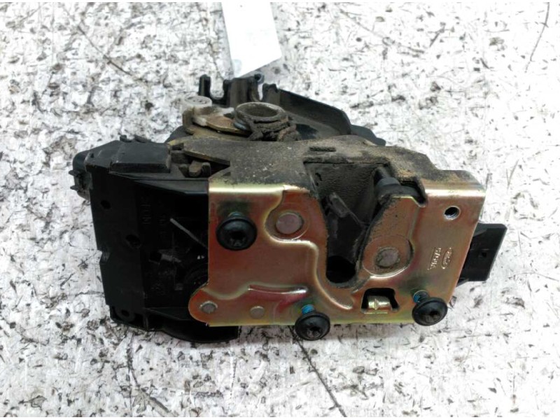 Recambio de cerradura puerta delantera derecha para ford focus berlina (cak) trend referencia OEM IAM 2S4AA21812CB 283112A2E0334