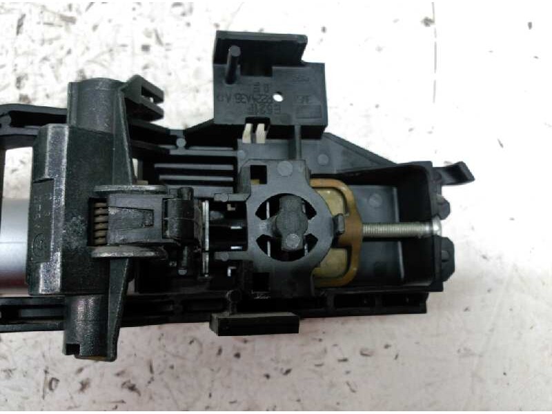 Recambio de maneta exterior delantera derecha para ford focus c-max (cap) ambiente (d) referencia OEM IAM 3M51R224A36AD  