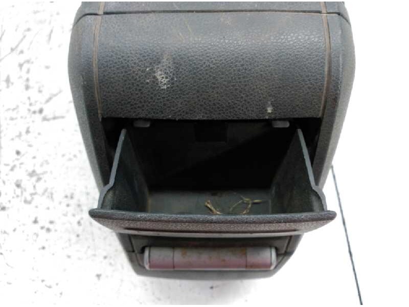 Recambio de apoyabrazos central para ford focus c-max (cap) ambiente (d) referencia OEM IAM   