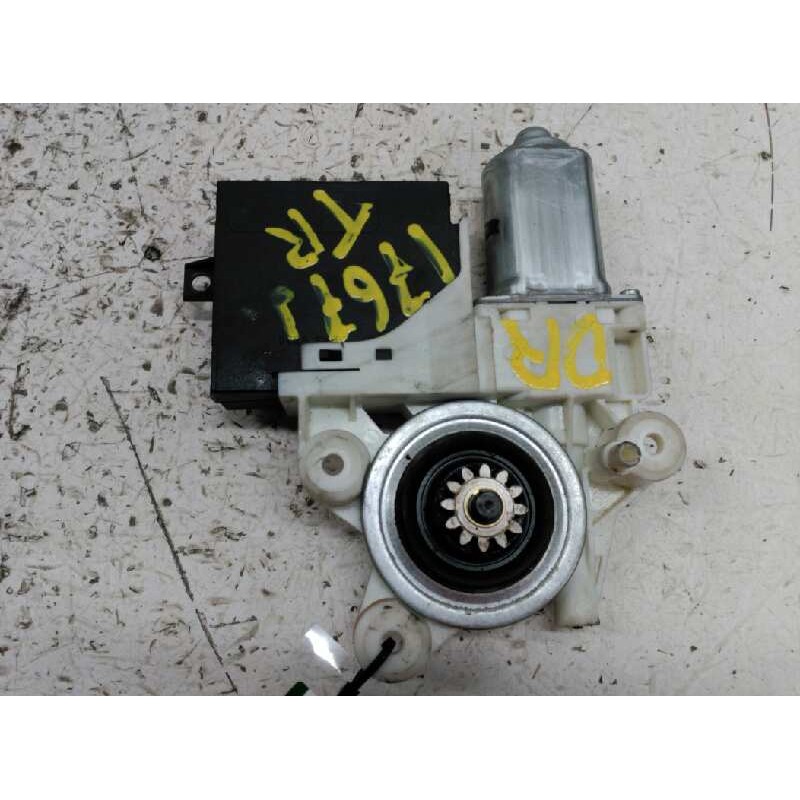 Recambio de motor elevalunas trasero derecho para ford focus c-max (cap) ambiente (d) referencia OEM IAM 981537103 BROSE 