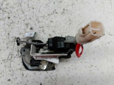 Recambio de cerradura puerta trasera derecha para toyota carina (t19) 1.6 berlina referencia OEM IAM   