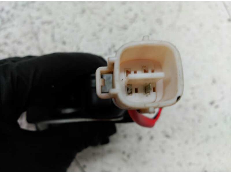 Recambio de cerradura puerta trasera derecha para toyota carina (t19) 1.6 berlina referencia OEM IAM   