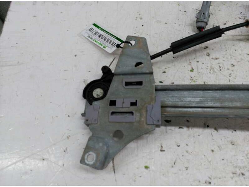 Recambio de elevalunas delantero derecho para toyota carina (t19) 1.6 berlina referencia OEM IAM   