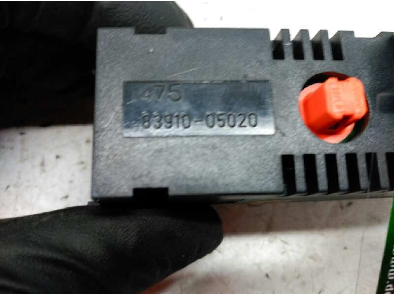 Recambio de pantalla multifuncion para toyota carina (t19) 1.6 berlina referencia OEM IAM   