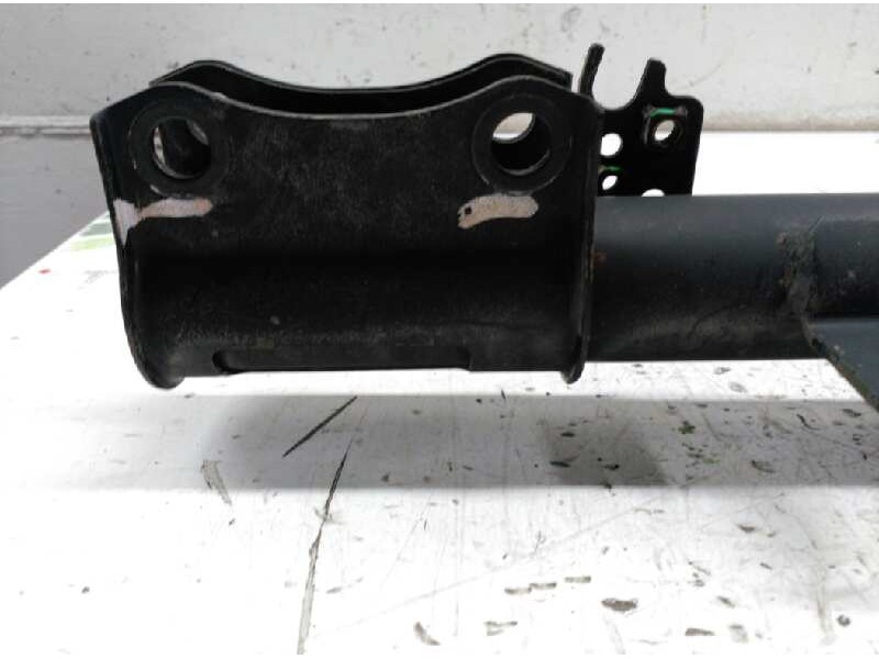 Recambio de amortiguador trasero derecho para toyota carina (t19) 1.6 berlina referencia OEM IAM   