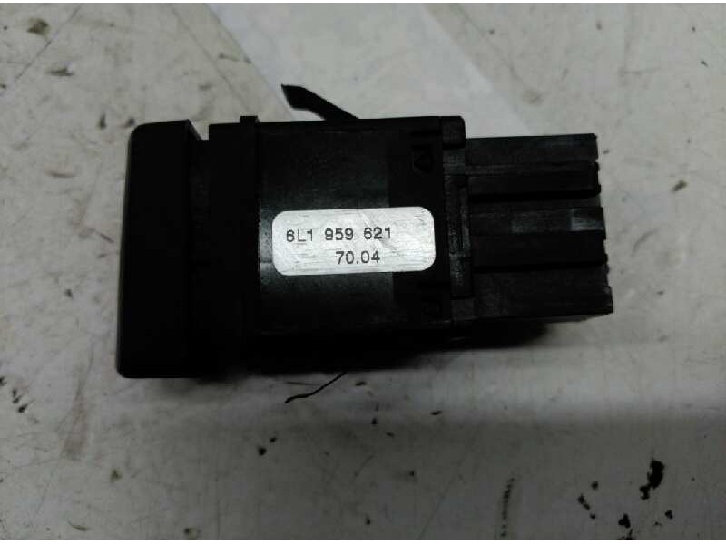 Recambio de boton antivaho para seat ibiza (6l1) cool referencia OEM IAM 6L1959621  