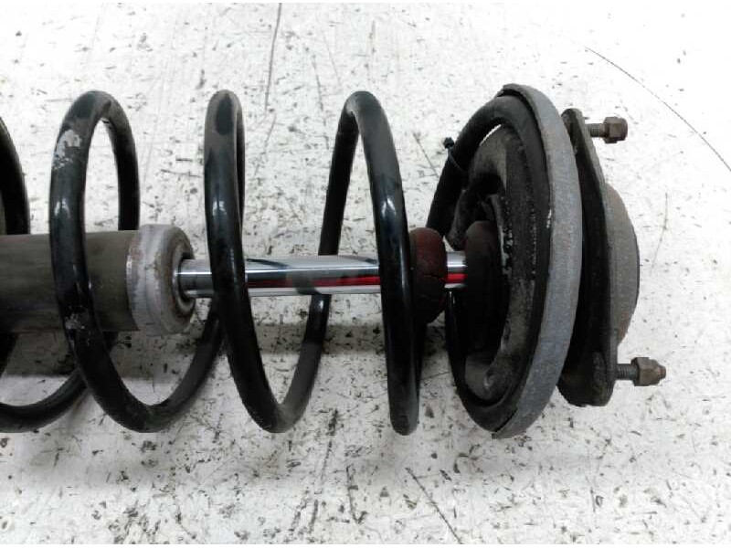 Recambio de amortiguador delantero izquierdo para peugeot 205 berlina referencia OEM IAM   