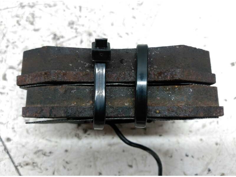 Recambio de pastillas de freno delanteras para peugeot 205 berlina referencia OEM IAM   