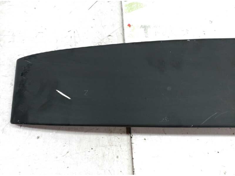 Recambio de aleron trasero para renault clio ii fase ii (b/cb0) authentique referencia OEM IAM   
