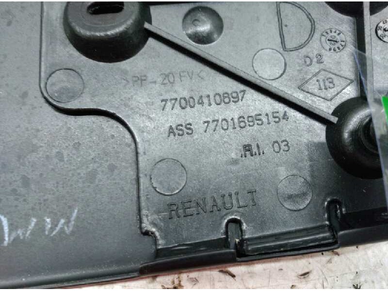 Recambio de aleron trasero para renault clio ii fase ii (b/cb0) authentique referencia OEM IAM   