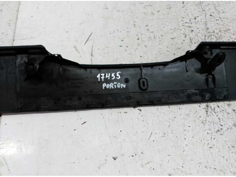 Recambio de aleron trasero para renault clio ii fase ii (b/cb0) authentique referencia OEM IAM   