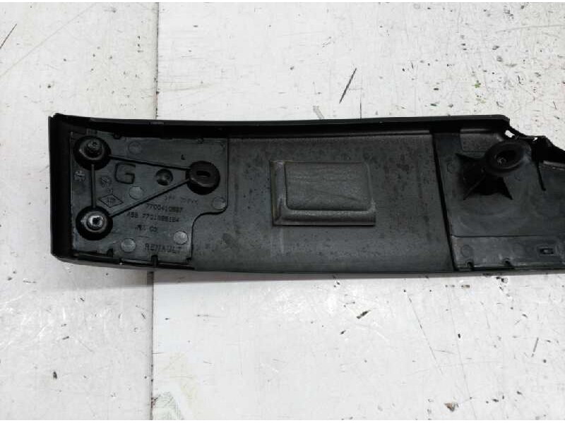 Recambio de aleron trasero para renault clio ii fase ii (b/cb0) authentique referencia OEM IAM   