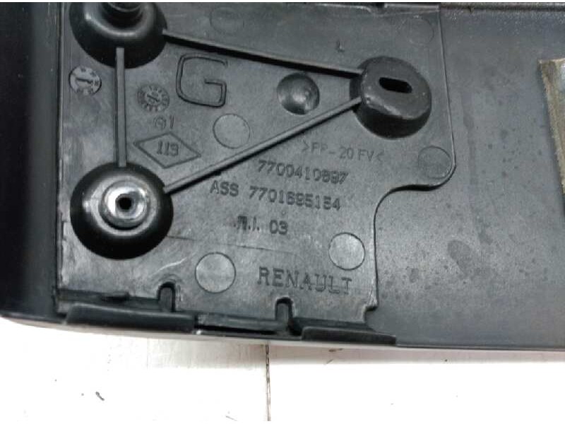 Recambio de aleron trasero para renault clio ii fase ii (b/cb0) authentique referencia OEM IAM   