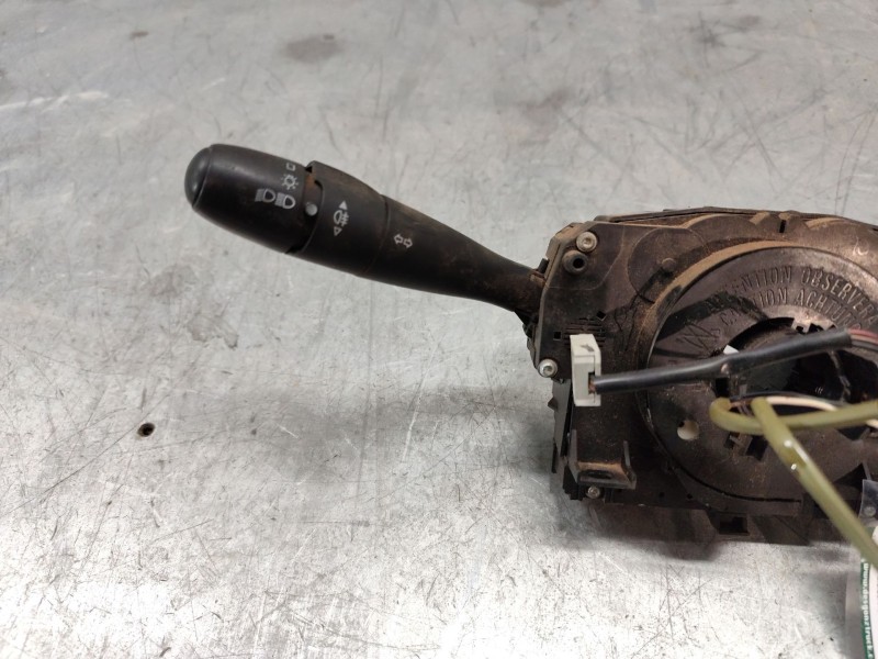 Recambio de mando multifuncion para peugeot 207 urban referencia OEM IAM 96630732XT  