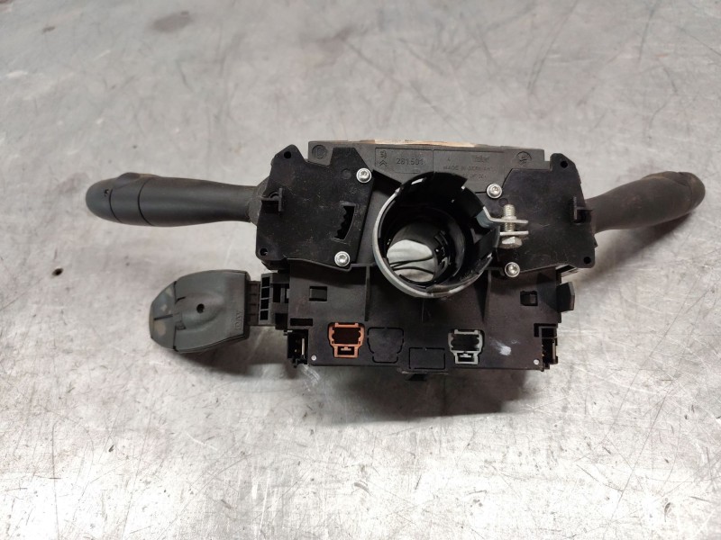 Recambio de mando multifuncion para peugeot 207 urban referencia OEM IAM 96630732XT  