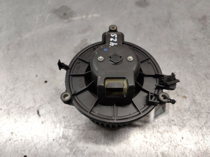 Recambio de ventilador calefaccion para iveco daily iv caja/chasis 70c17, 70c17 /p referencia OEM IAM 5m8626100  