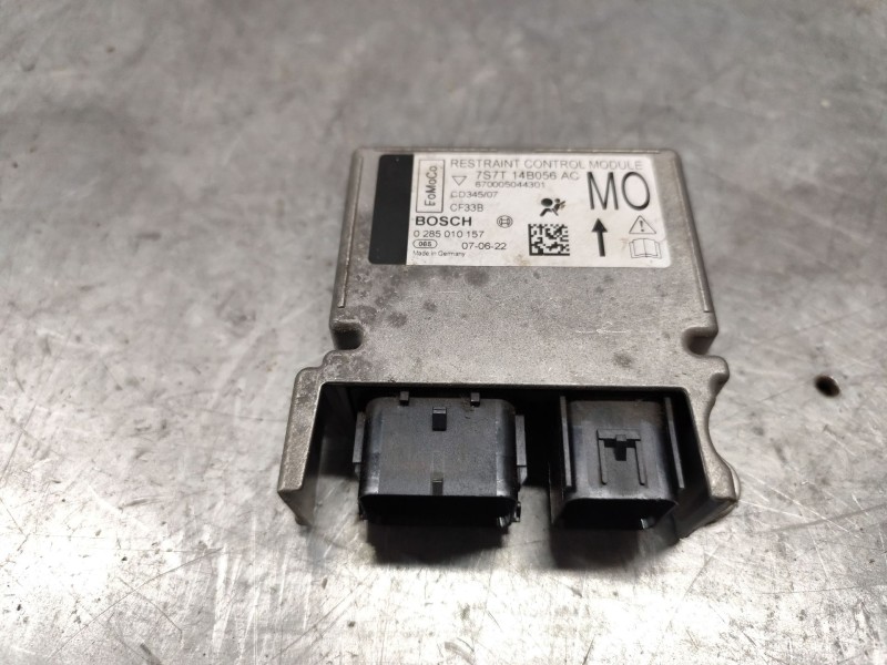Recambio de centralita airbag para ford mondeo ber. (ca2) ghia referencia OEM IAM 7S7T14B056AC  0285010157