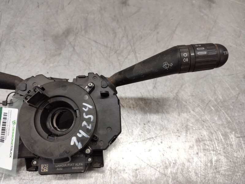 Recambio de mando multifuncion para iveco daily iv caja/chasis 70c17, 70c17 /p referencia OEM IAM a15251826041  