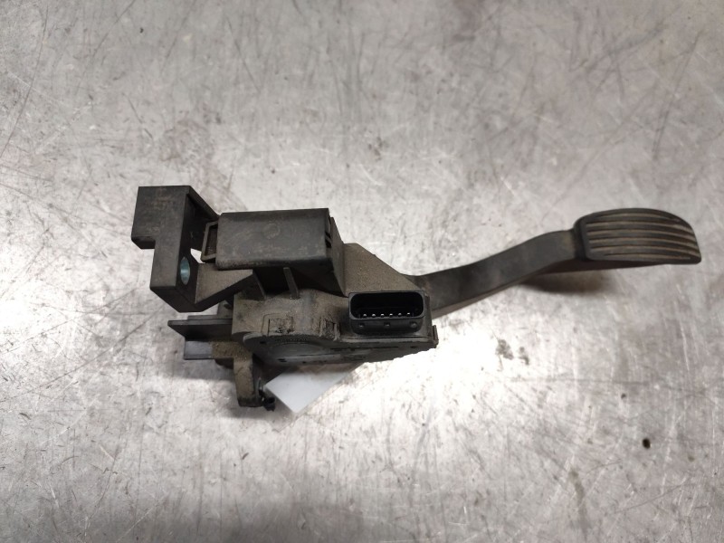 Recambio de pedal acelerador para iveco daily iv caja/chasis 70c17, 70c17 /p referencia OEM IAM 5801333490  