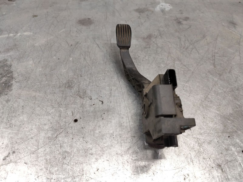 Recambio de pedal acelerador para iveco daily iv caja/chasis 70c17, 70c17 /p referencia OEM IAM 5801333490  