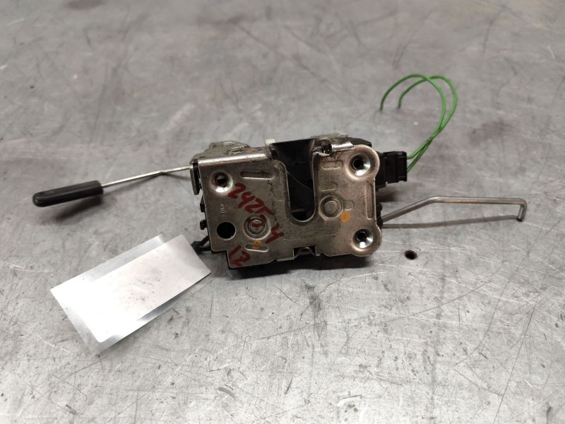 Recambio de cerradura puerta delantera izquierda para iveco daily iv caja/chasis 70c17, 70c17 /p referencia OEM IAM   