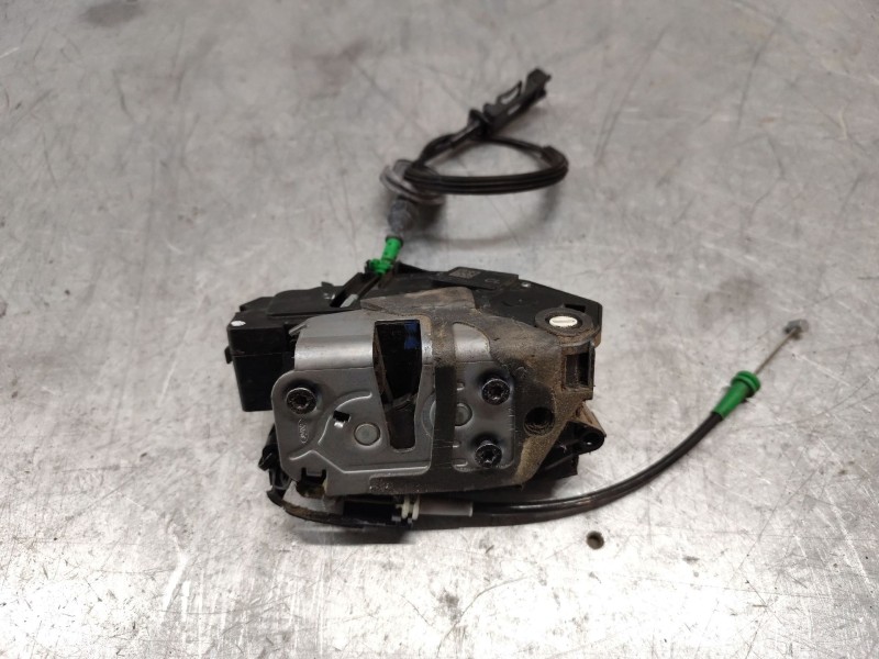 Recambio de cerradura puerta trasera derecha para ford fiesta vi (cb1, ccn) 1.25 referencia OEM IAM 8a6aa26412ag  