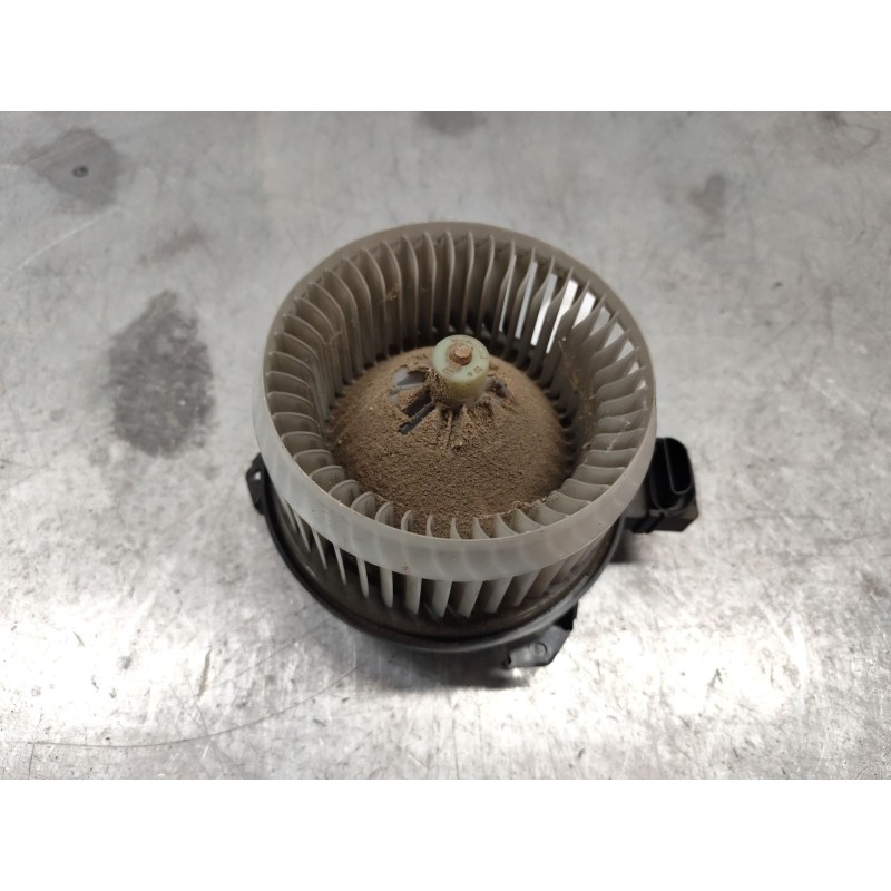 Recambio de ventilador calefaccion para toyota corolla (e15) high referencia OEM IAM 2727005151  2 PINS