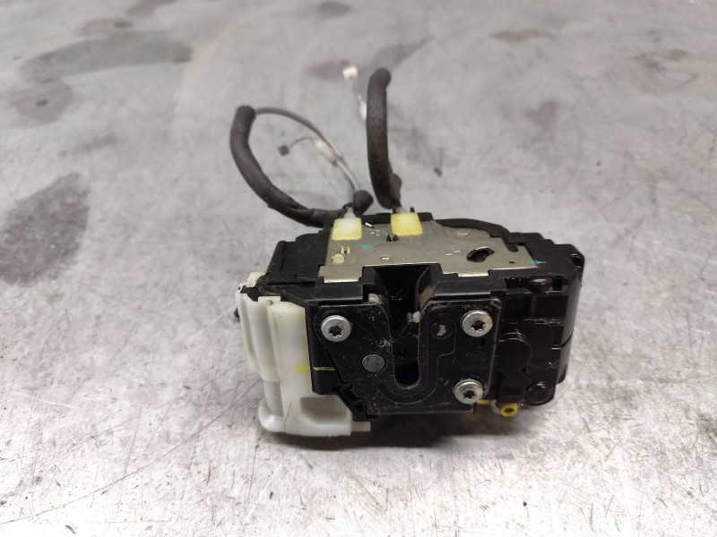 Recambio de cerradura puerta delantera izquierda para hyundai i20 city s referencia OEM IAM  4 PINS 