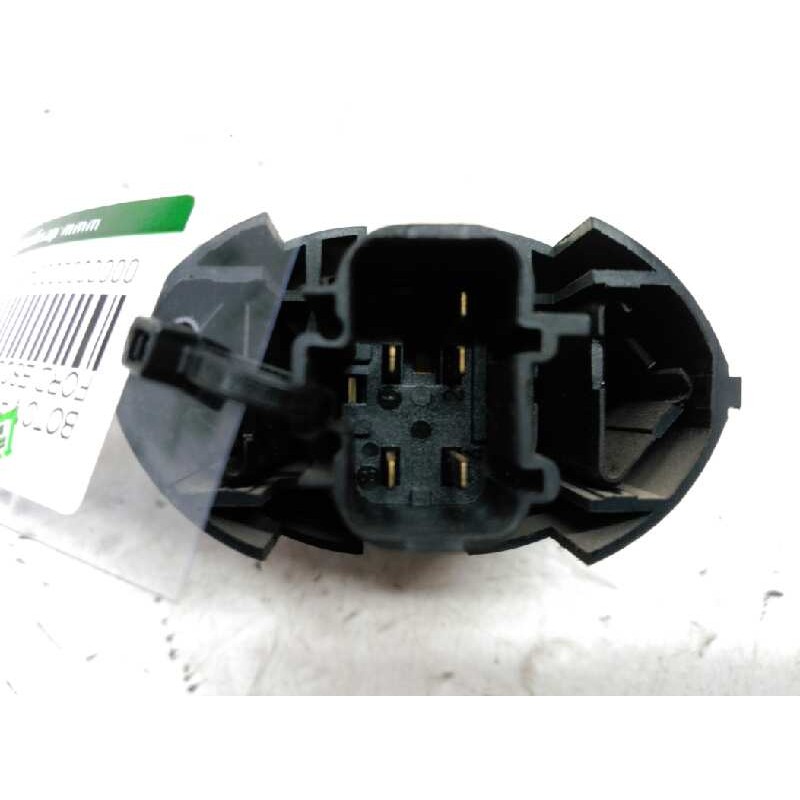 Recambio de boton antivaho para ford escort berlina/turnier bravo lim. referencia OEM IAM 96AG18C621AA  