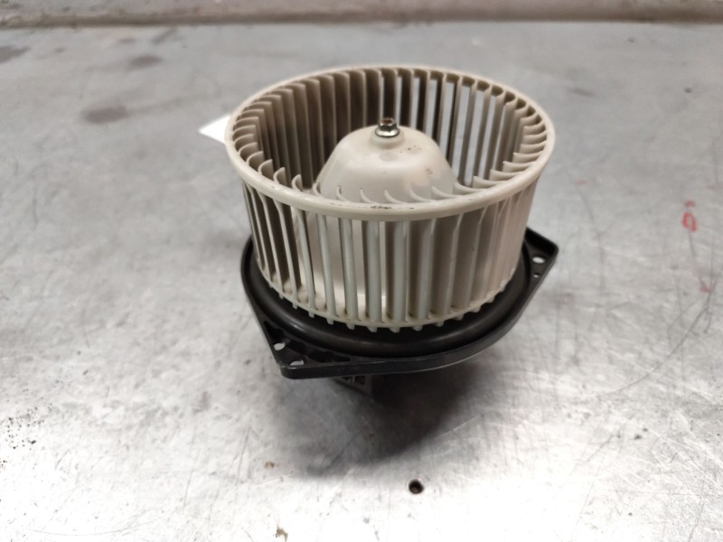 Recambio de ventilador calefaccion para chevrolet aveo 1.4 cat referencia OEM IAM 40510690  