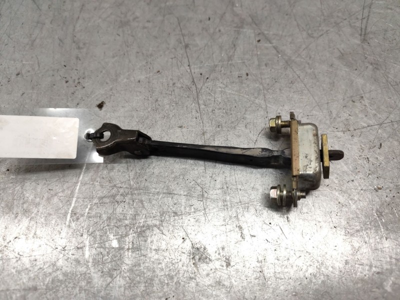 Recambio de freno puerta trasero izquierdo para nissan note (e11e) acenta referencia OEM IAM   