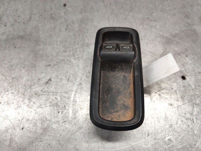 Recambio de mando elevalunas delantero izquierdo para ford fiesta vi (cb1, ccn) 1.25 referencia OEM IAM 8A6T14A132AC  